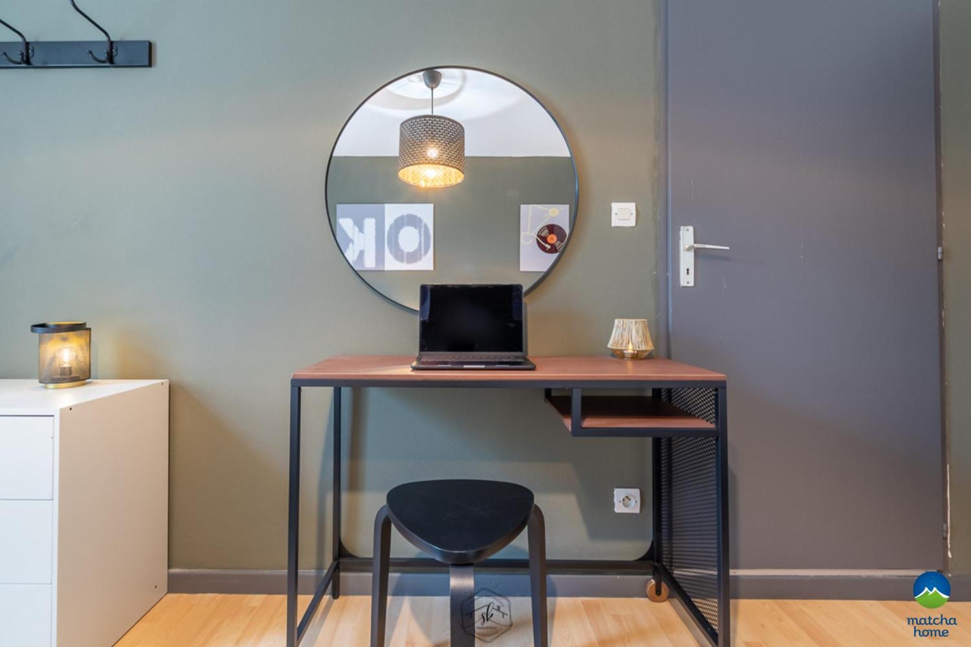 Studio & Appts - 1 A 4 Lits, 1 To 4 Beds - 1 A 7 Pers, 1 To 7 Pax - Confort, Flexibilite Hayange エクステリア 写真