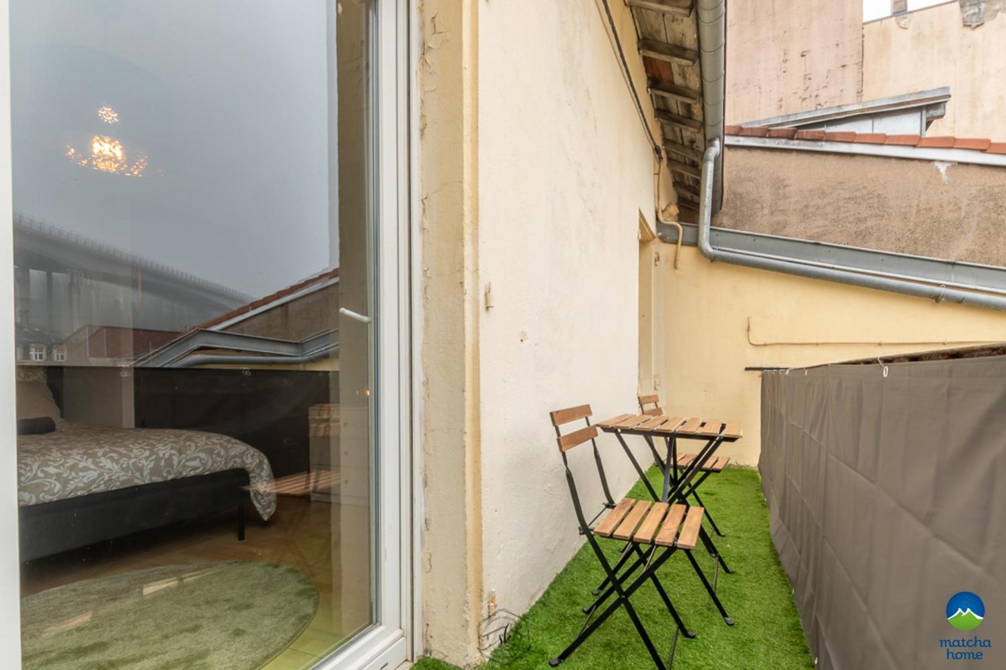 Studio & Appts - 1 A 4 Lits, 1 To 4 Beds - 1 A 7 Pers, 1 To 7 Pax - Confort, Flexibilite Hayange エクステリア 写真